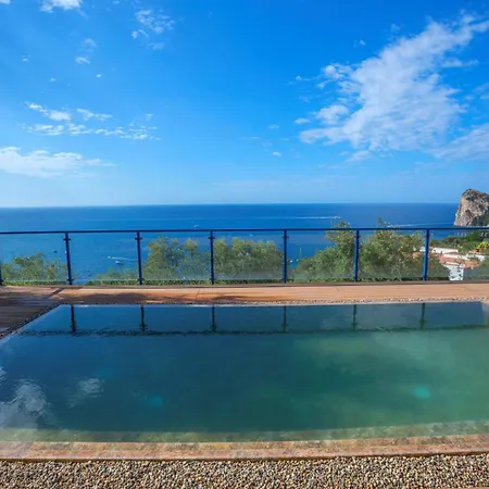 Amore - The Phoenix Holiday home *