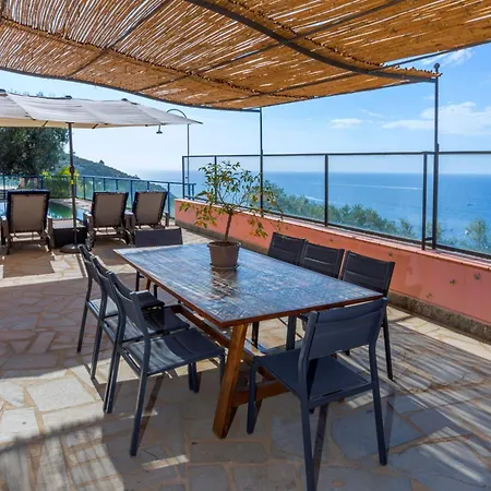 Holiday home Amore - The Phoenix *